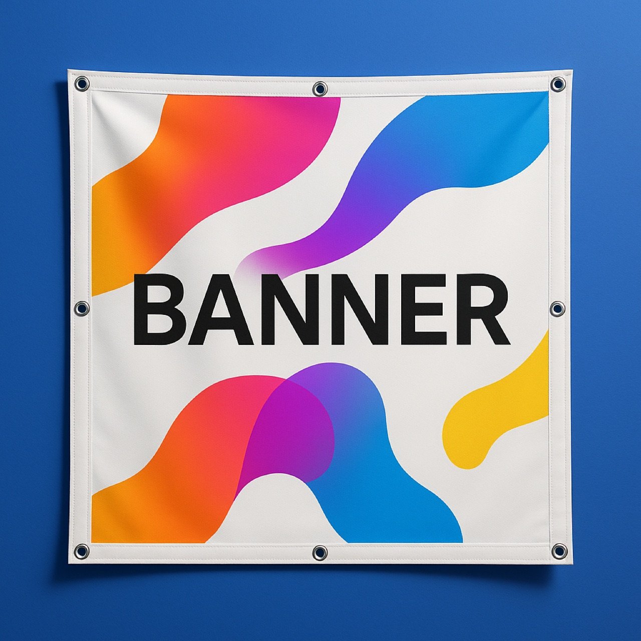 Wit spandoek met kleurrijk ontwerp en metalen ringen op een blauwe achtergrond